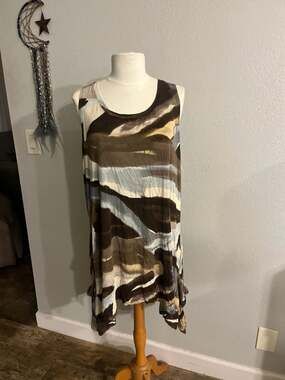 LOGO by Lori Goldstein Plus 3X Abstract Print Sharkbite Hem Tunic Dress /Pockets